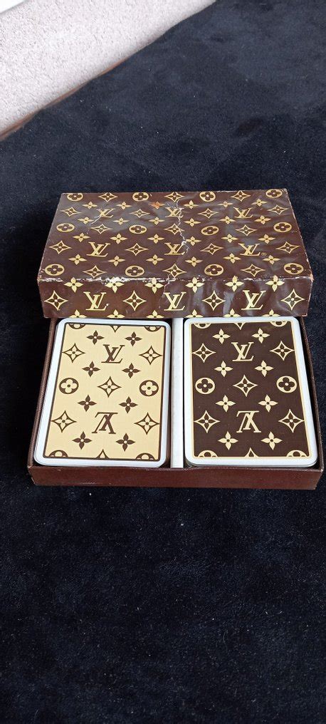 louis vuitton carte da gioco|louis vuitton charms card holder.